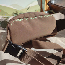 Load image into Gallery viewer, Leaf Bag - Crossbody Bag